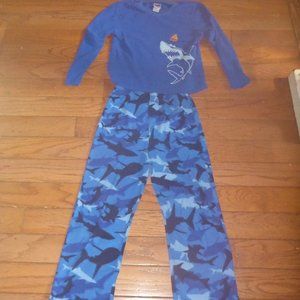 Young Boy's Fleece Pajama Set w/ Sharks